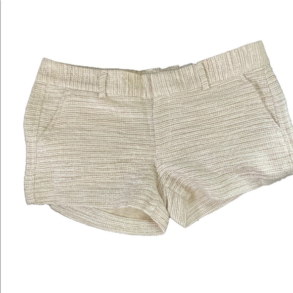 “BANANA REPUBLIC” Off White WITH Gold Thread Tweed Shorts. - Picture 1 of 16